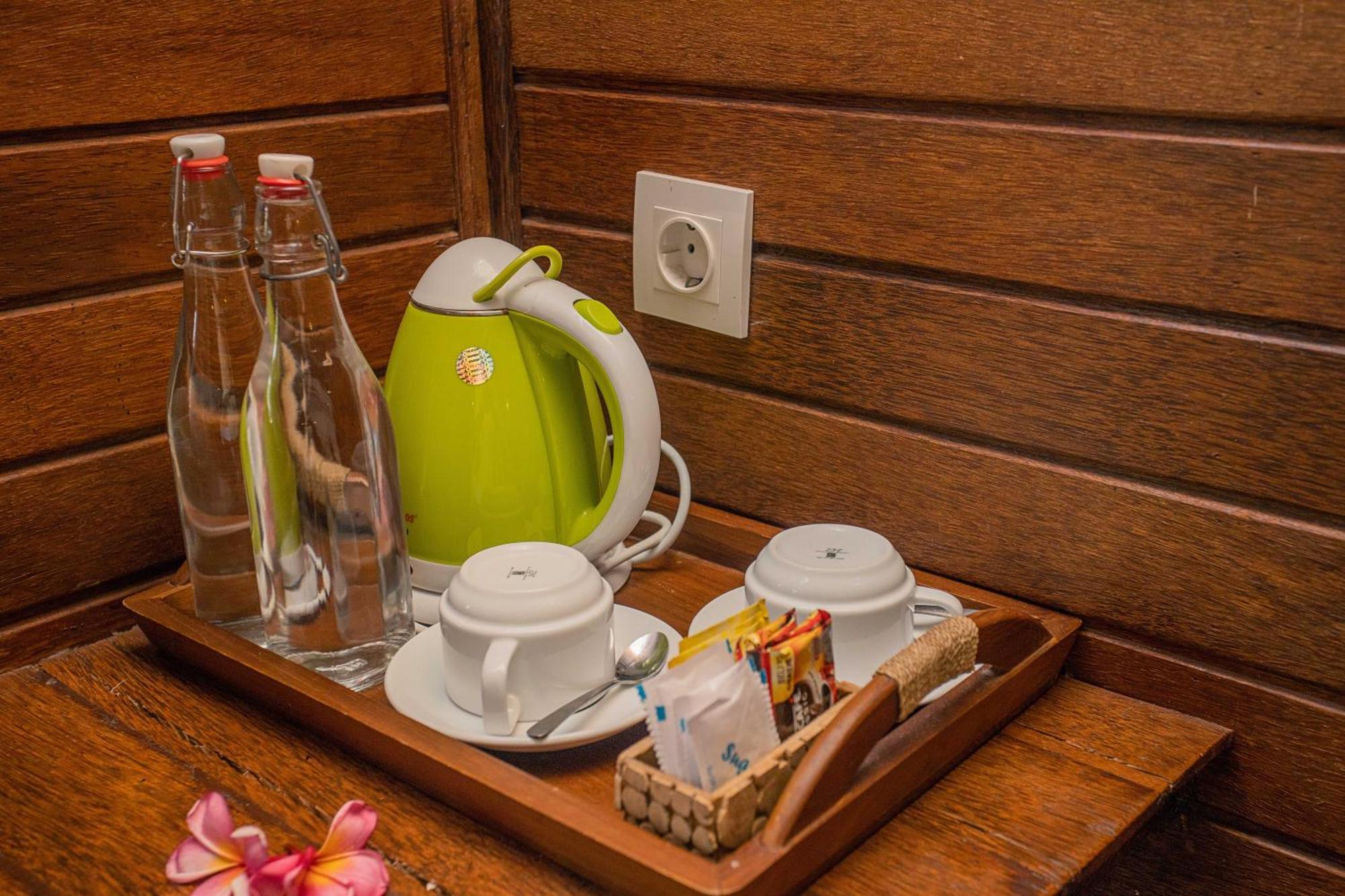 Lembongan Mantra Huts Hotel Luaran gambar